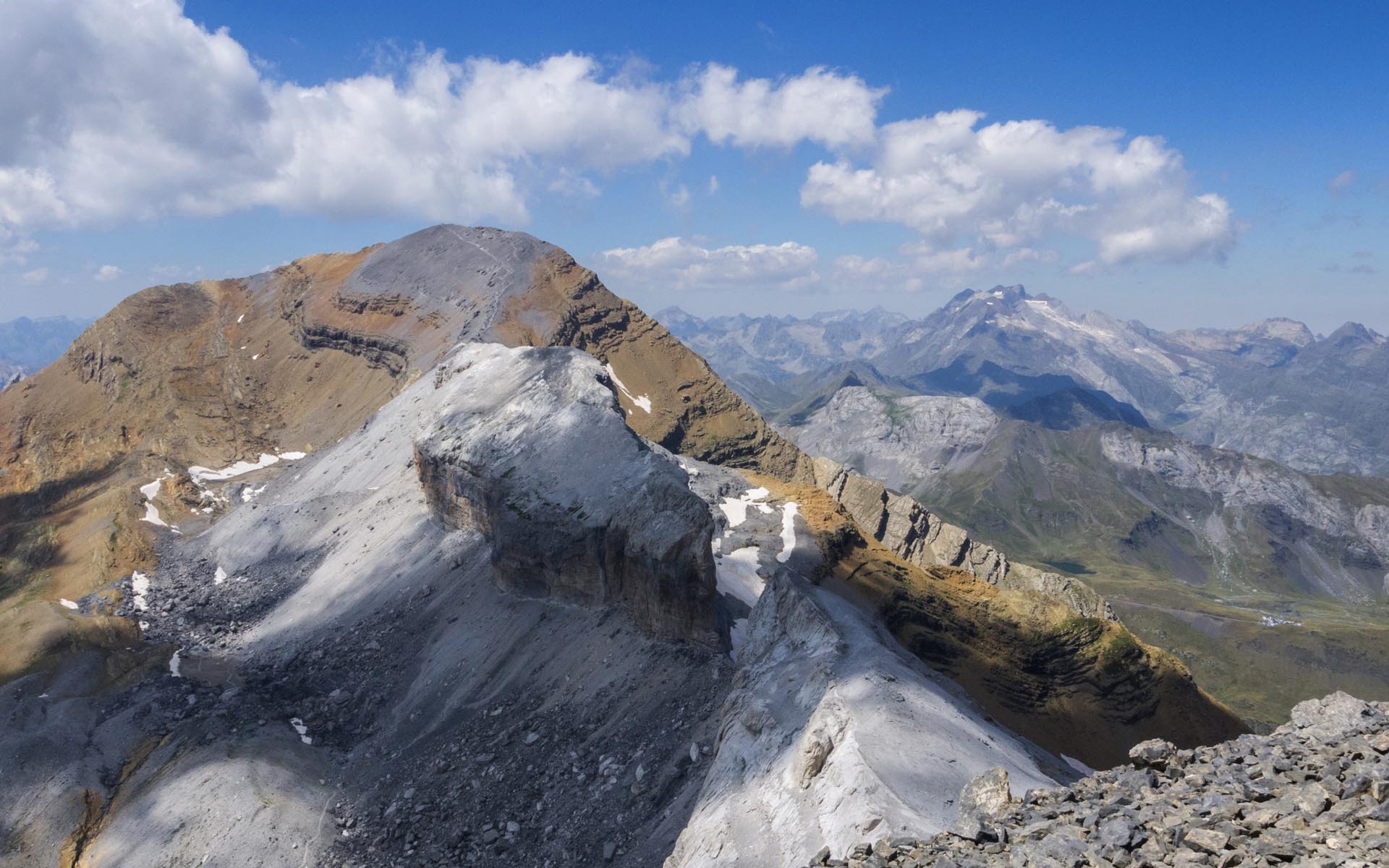 Randonnée à Gavarnie : Merveille des Pyrénées -6454203a5ca75: /