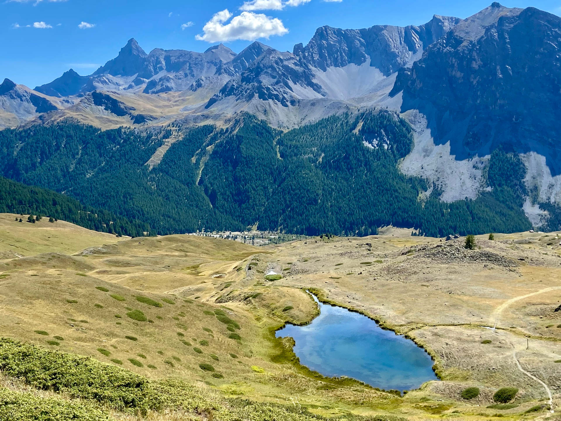 Cervières, vallée sauvage du Briançonnais à pied -6a0ea98ddfa60: 

type: diap

0: /