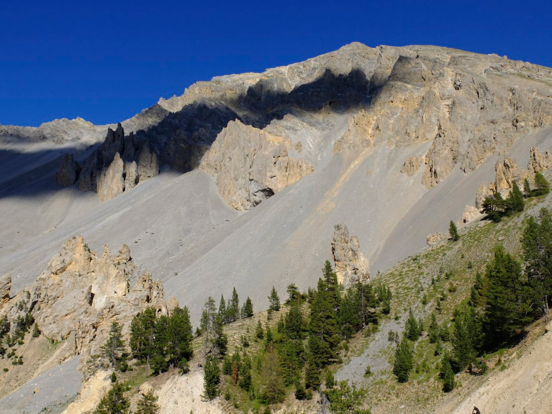 Grand tour du Pic de Rochebrune à pied -6902648e707e9: /