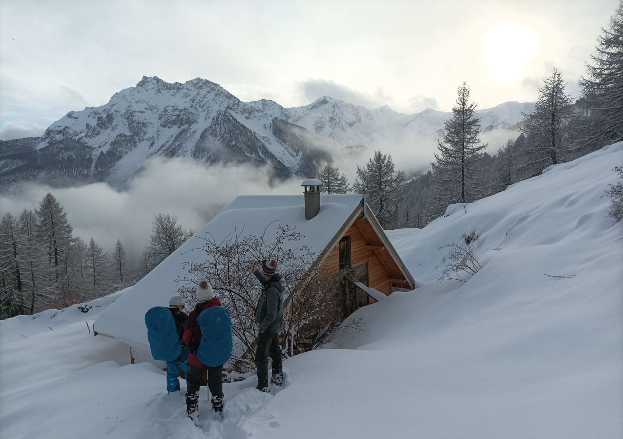 Blancs Ecrins à Freissinières à raquette -692cd079b70cd: 

type: diap

0: /