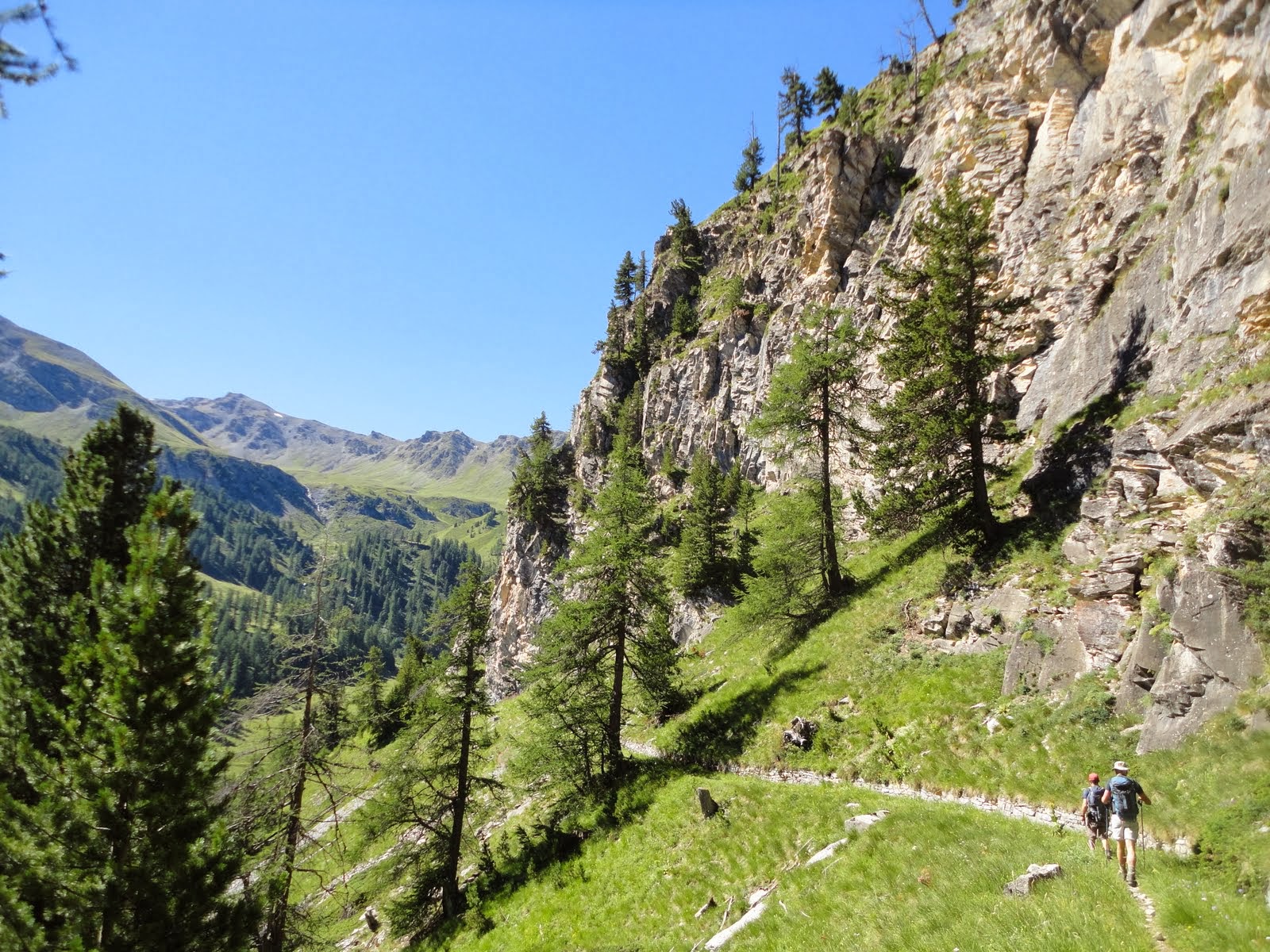 Cervières-Izoard, petit paradis de la randonnée -65616e050500b: /