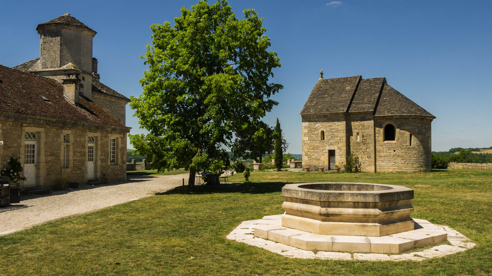 Randonnée sur les sentiers de la Bourgogne secrète -6607d18337cce: /