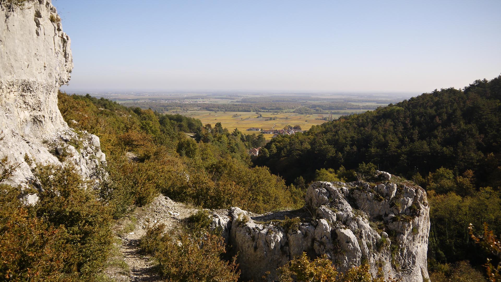 Randonnée en Côte d’Or : entre roche et vignoble -664740016d08f: /