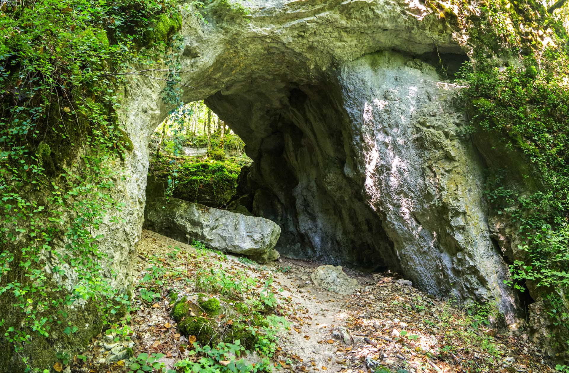 Randonnée en Côte d’Or : entre roche et vignoble -664713a9cfe7d: /