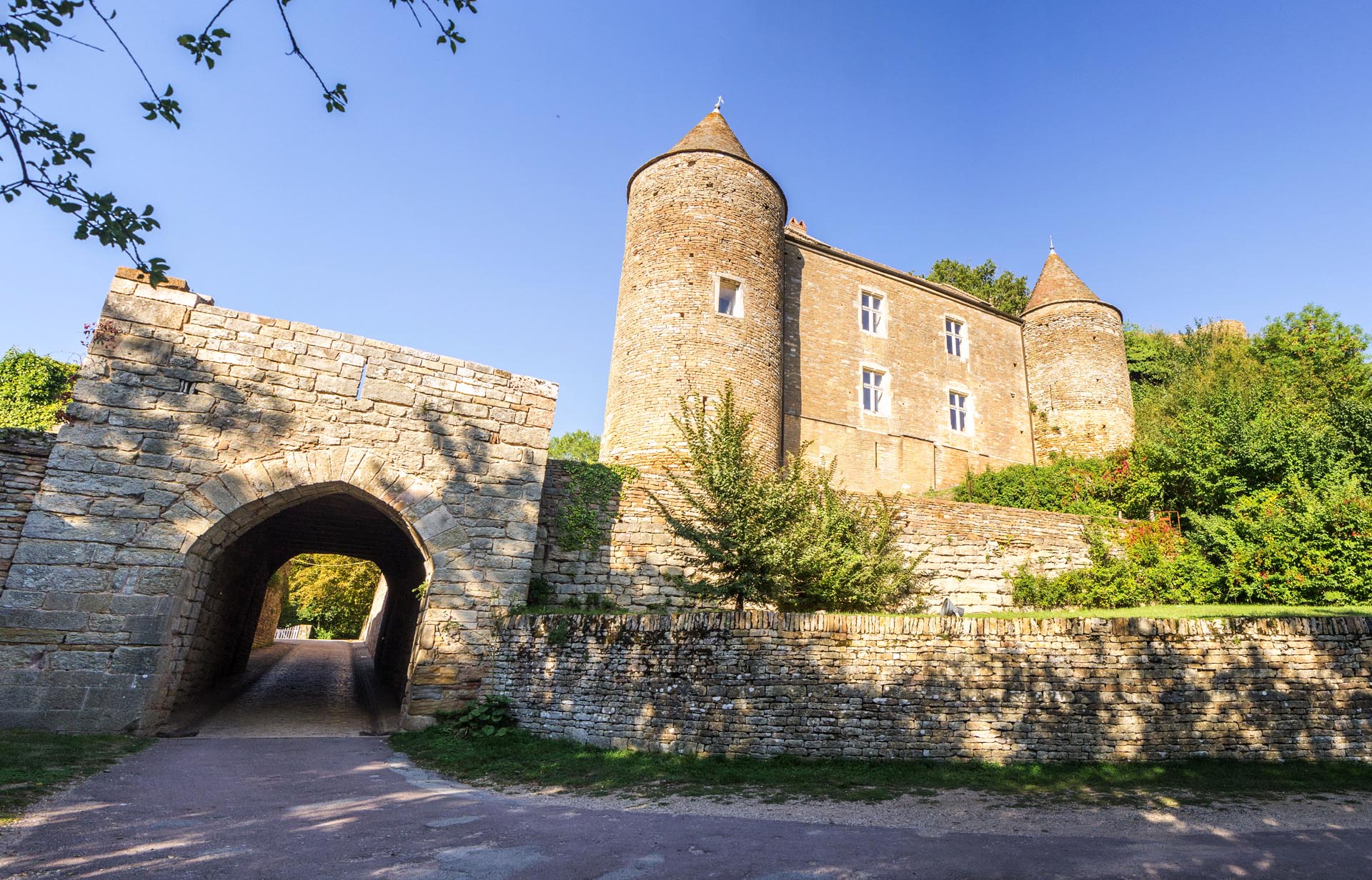 Un temps pour l’essentiel, week end de randonnée et de yoga en Bourgogne -6629bd09b68e2: /