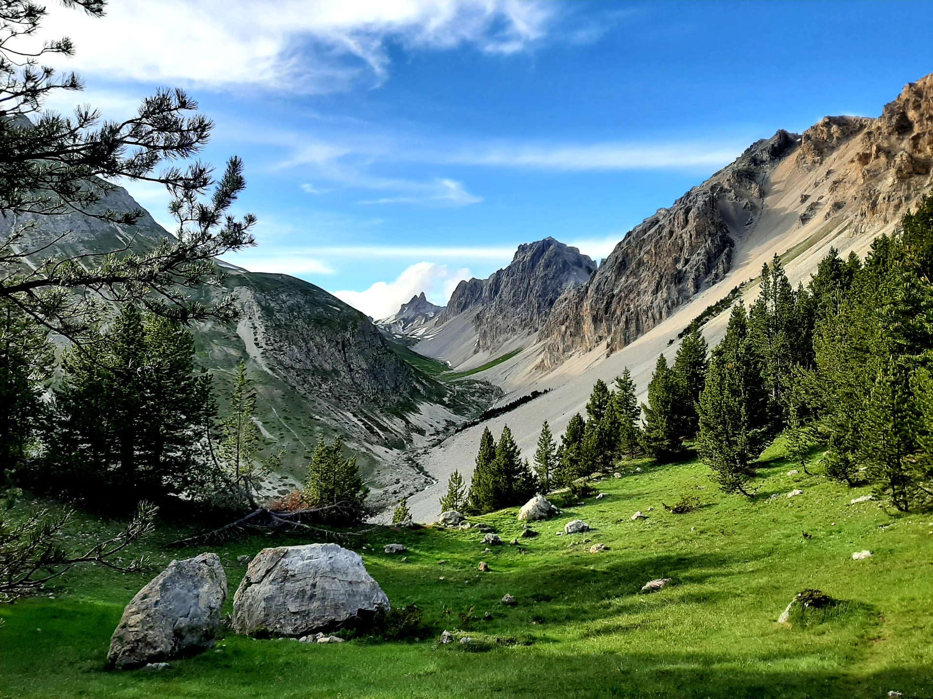 Clarément déconnecté -69814b60bbdee: 

type: diap

0: /