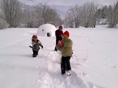 MULTI-ACTIVITÉS NEIGE EN FAMILLE DANS LES ÉCRINS